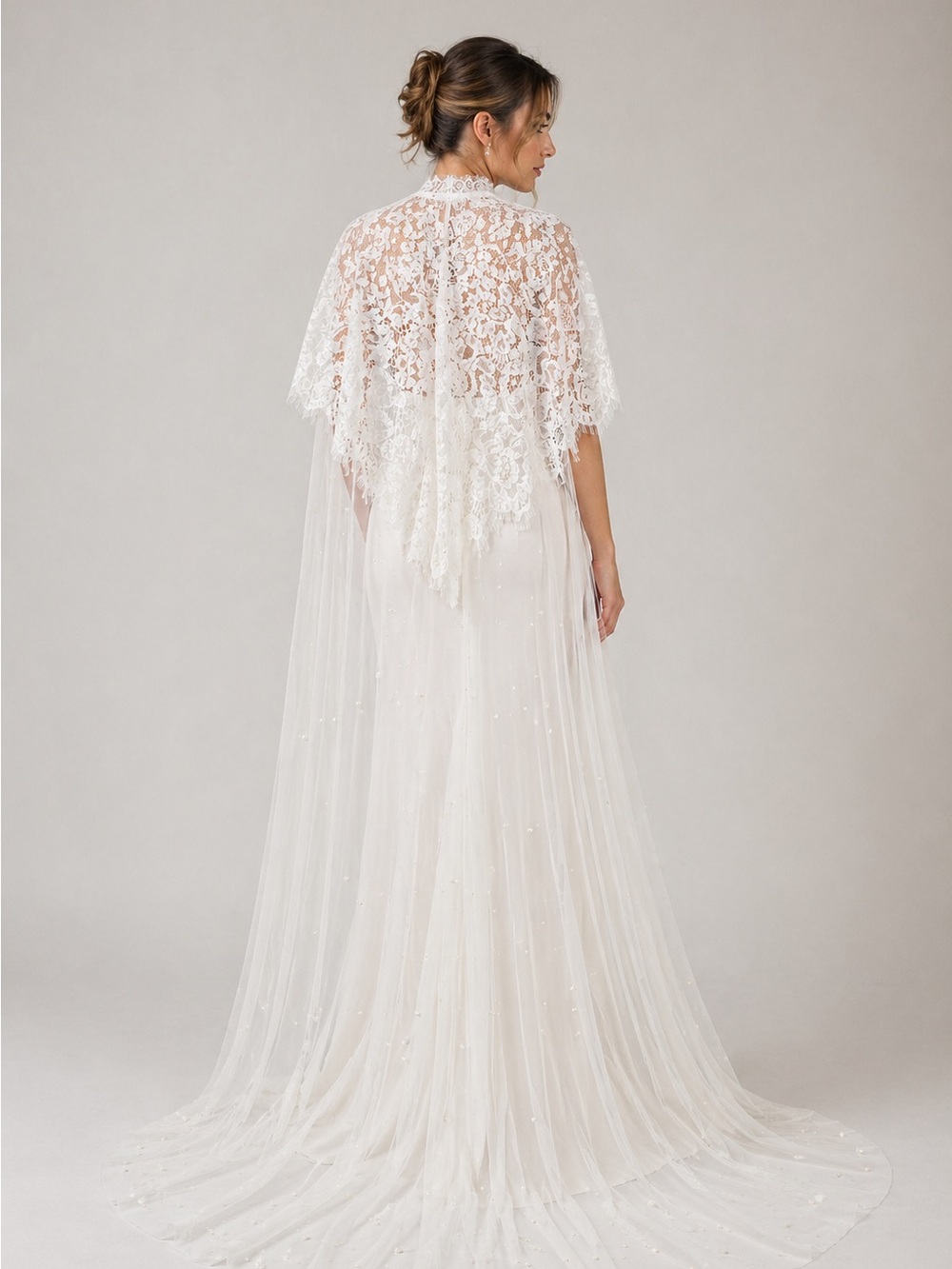 NWT White Lace Bridal Capelet Wedding Cape - Picture 2 of 3